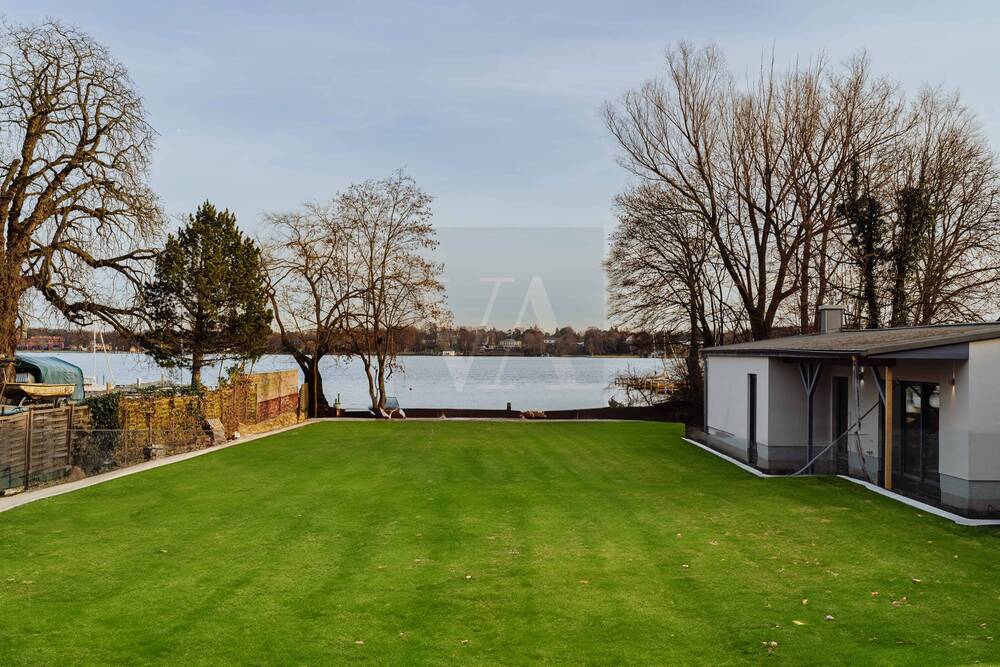Thumbnail-Designer Wohnung in erster Wasserlinie Am Großen Wannsee auf privatem Parkgrundstück