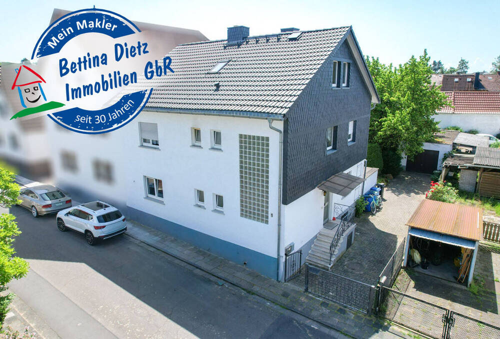 Thumbnail-DIETZ: Gut geschnittenes 2-Familienhaus mit Garten, Garage und Nebengebäude in Babenhausen Langstadt
