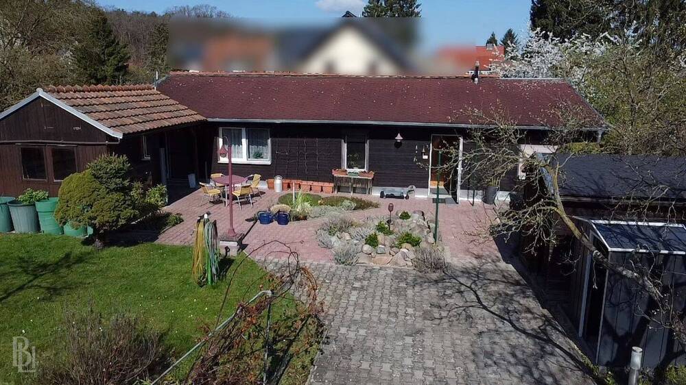 Thumbnail-Bungalow mit Ausbaupotential und großem Grundstück in Potsdam (Siedlung Eigenheim)