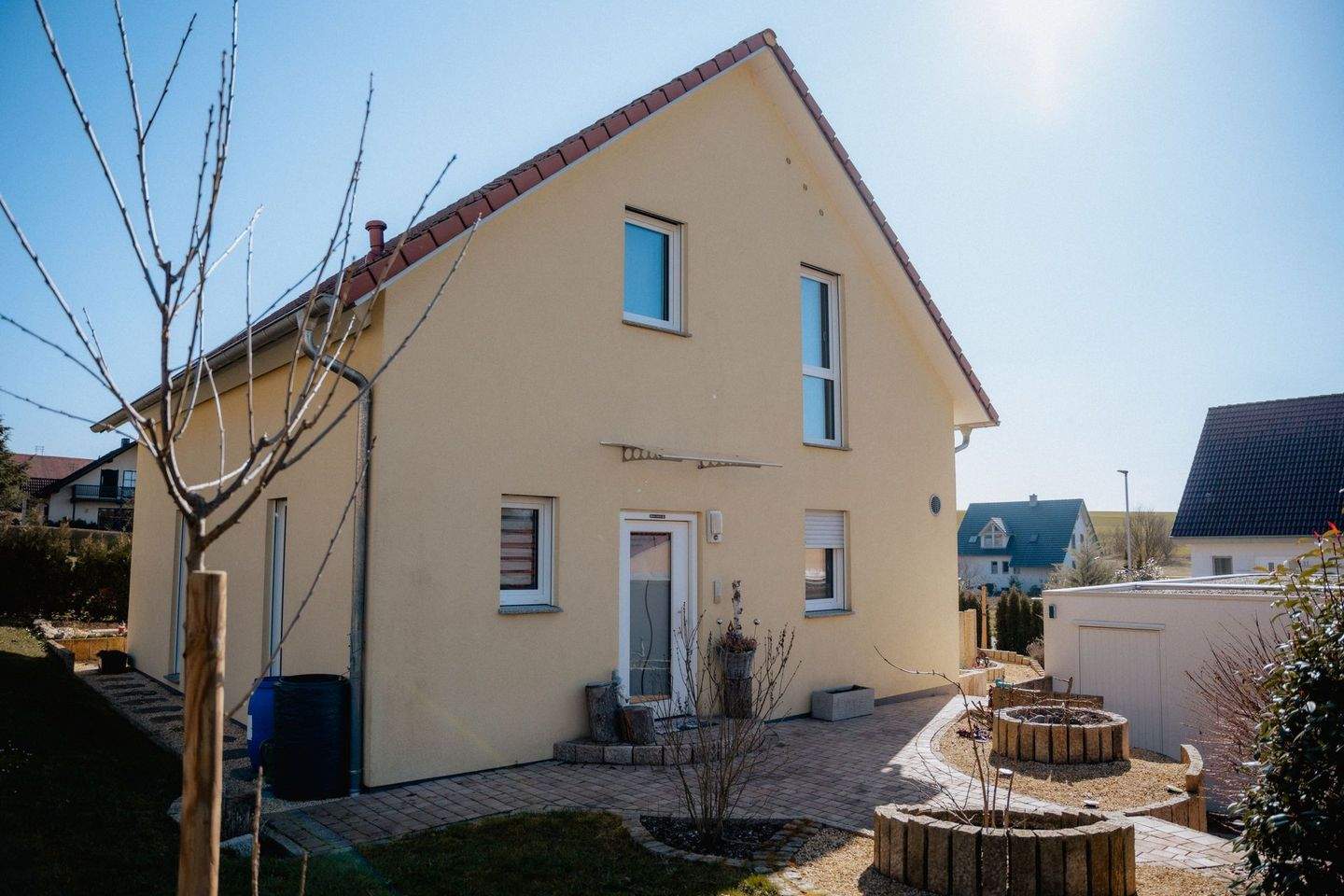 Thumbnail-Einfamilienhaus - 4-Zimmer - liebevoll angelegter Garten - Duttenbrunn (Zellingen)