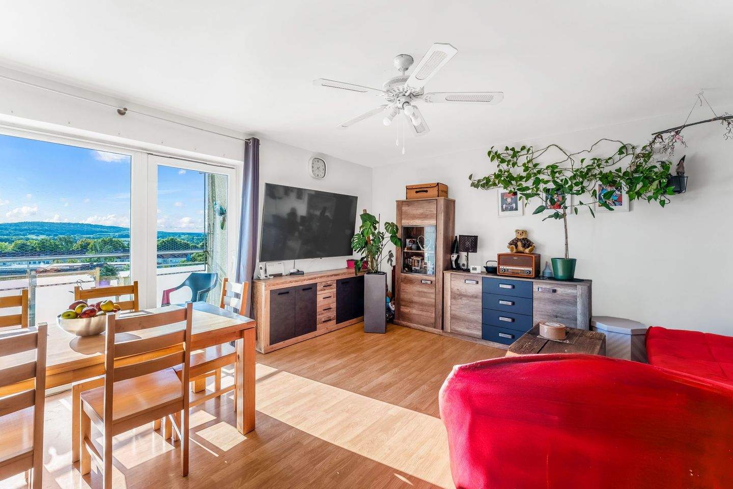 Thumbnail-Jetzt einziehen - Großzügige 3-Zi-Wohnung mit Balkon und Stellplatz in Fürth (Hardhöhe)