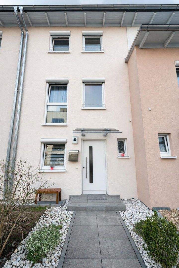 Thumbnail-Neuwertiges Reihenhaus in begehrter familienfreundlicher Wohnlage, bezugsfrei ab Herbst 2026