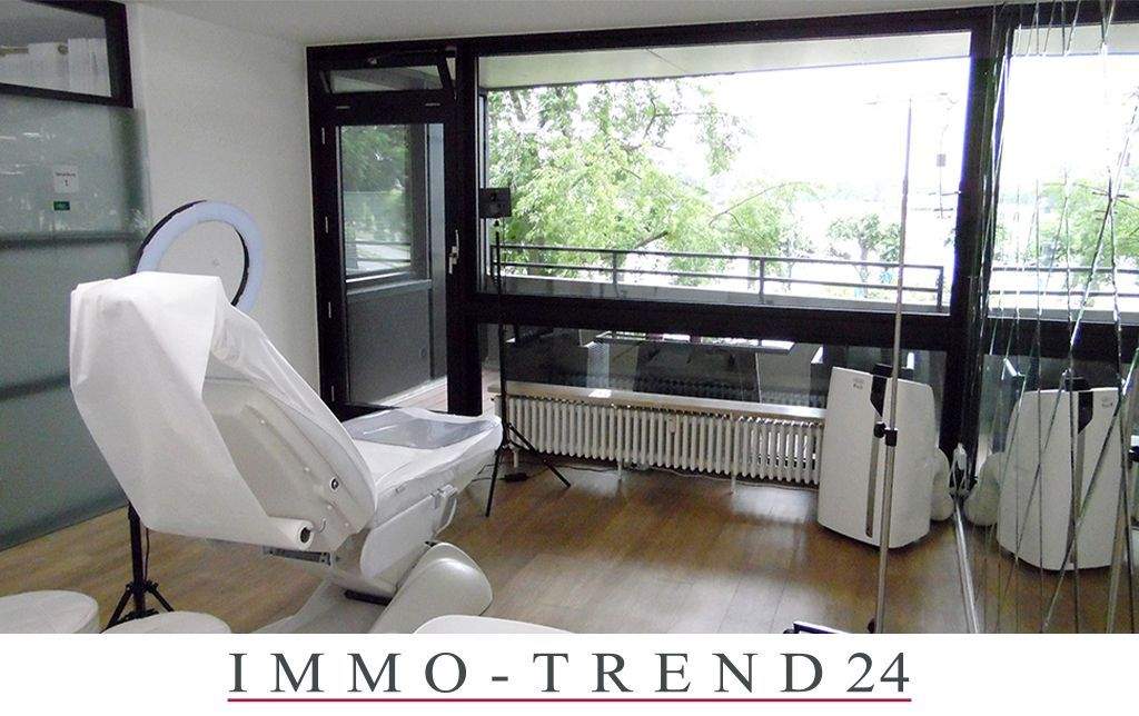 Thumbnail-+++ Frei werdende sanierte Praxis-Büroräume in bester Lage mit Rheinblick und Rheinlage +++