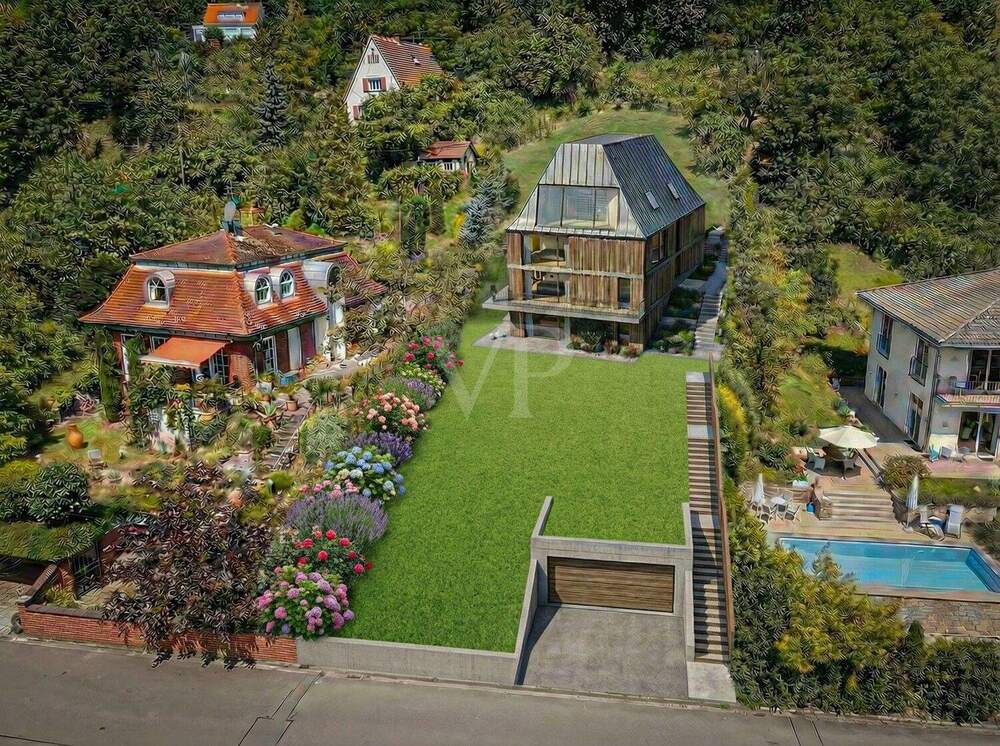 Thumbnail-* Abrisshaus: Neubebauung mit ca. 250 m² Wohnfläche und 4 Garagen auf sensationellem Grundstück *