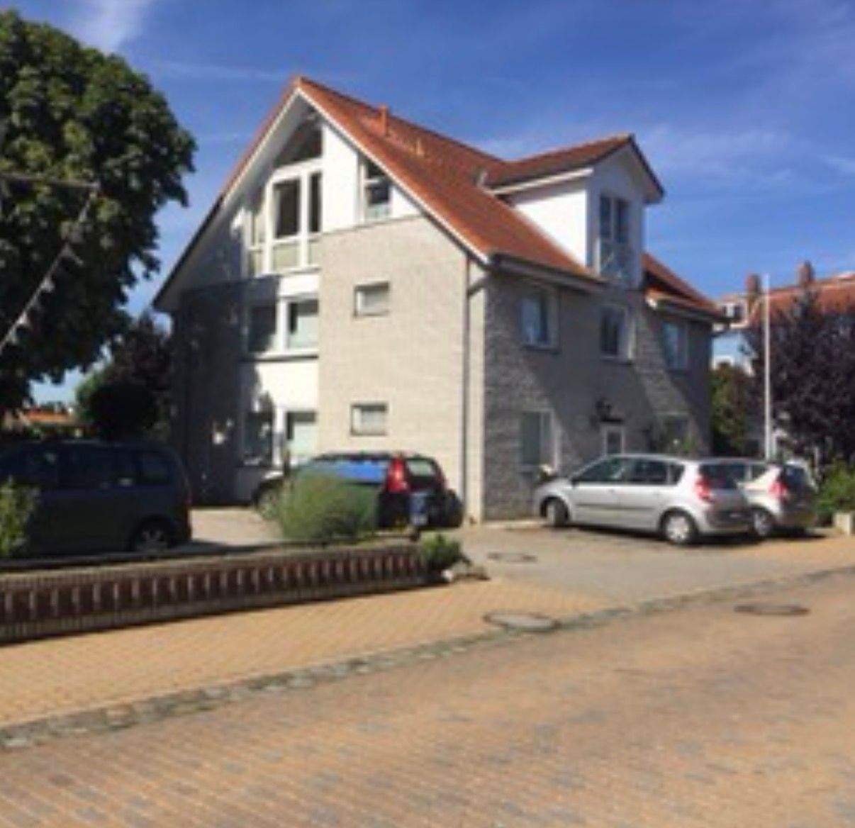 Thumbnail-Sehr schönes Mehrfamilienhaus in guter Lage mit Terrasse oder Balkon und Stellplatz