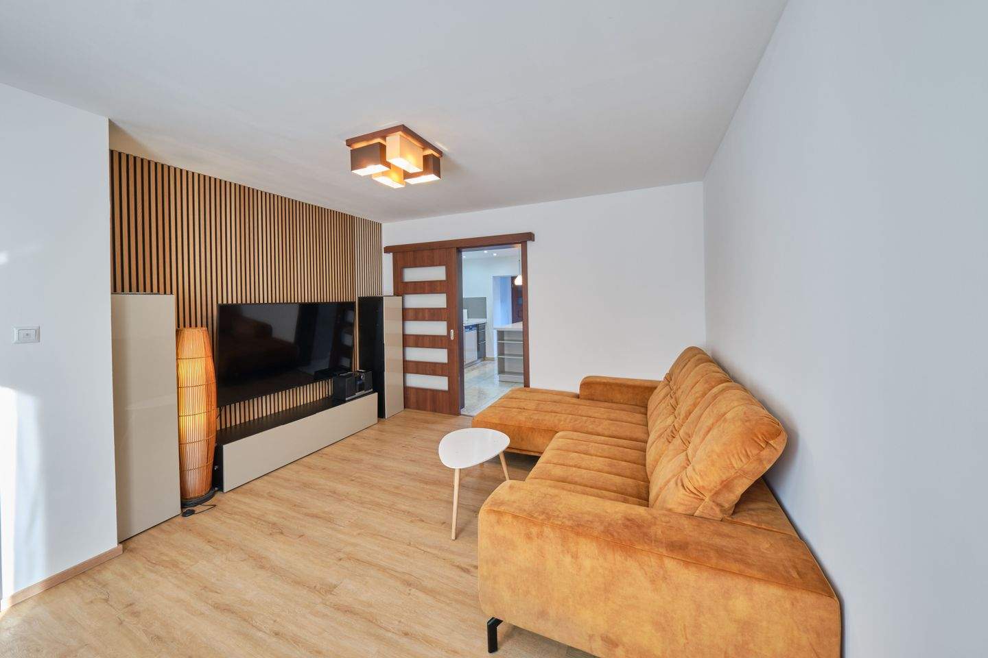 Thumbnail-Top saniertes und bezugsfertiges Reihenhaus - einziehen und gleich wohlfühlen