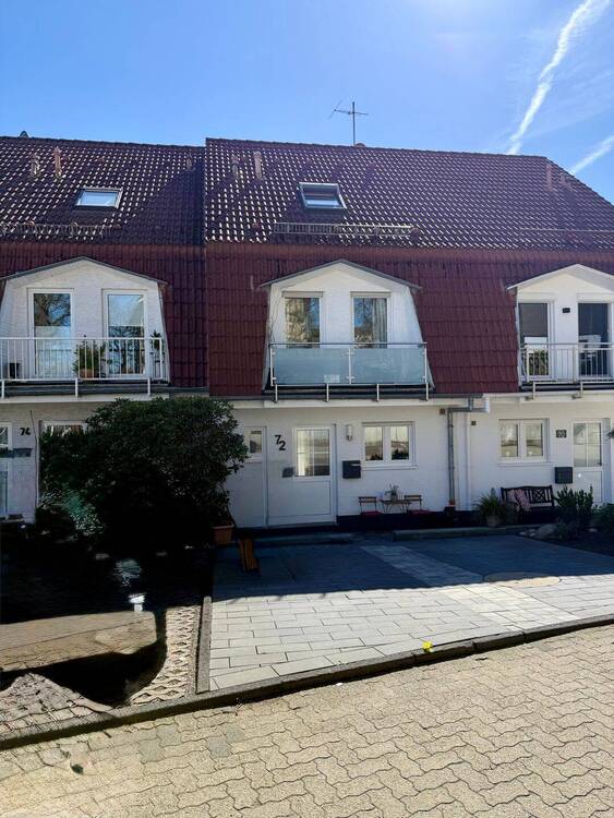 Thumbnail-Ruhig wohnen, zentral leben: Reihenmittelhaus mit Südgarten und Weitblick ins Grüne!