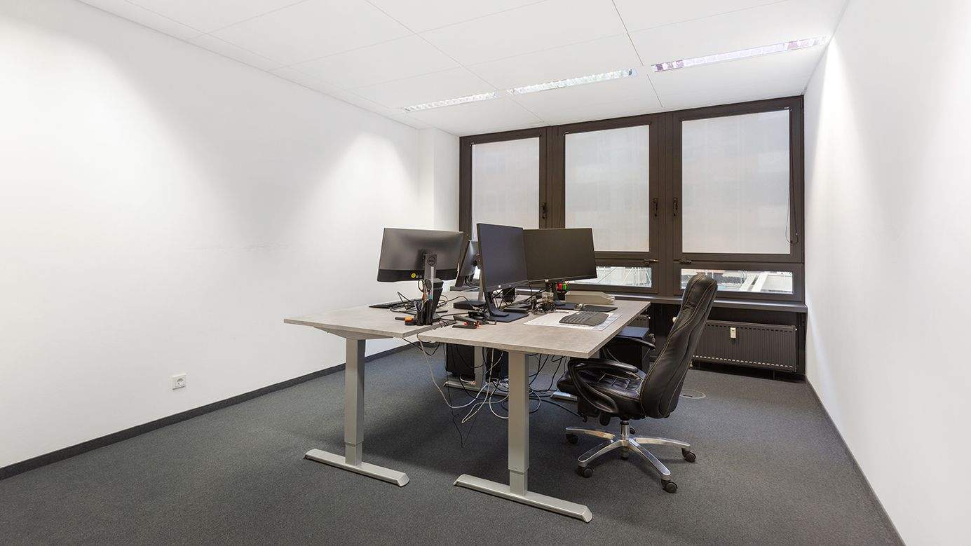 Büro 1