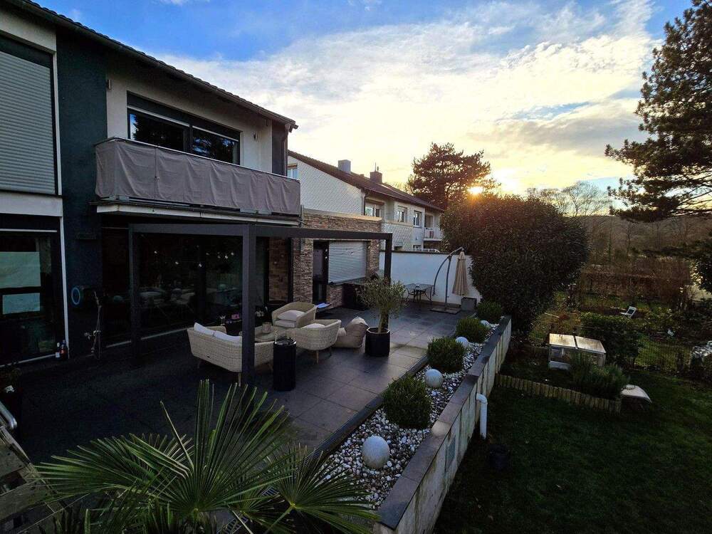 Thumbnail-Provisionsfrei: Seltene Gelegenheit in Bestlage SüdviertelHangeweiher mit separater Wohnung