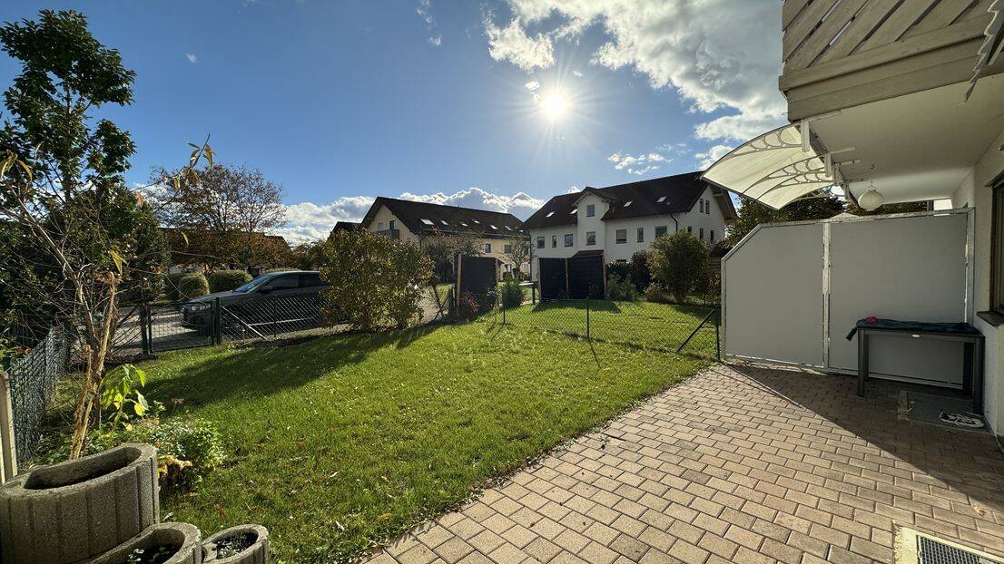 Thumbnail-... AIGNER - moderne, gehobene 3-Zi-Whg. im EG mit Gartenanteil in ruhiger Lage ...