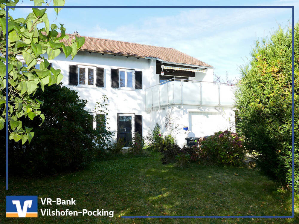 Thumbnail-Renovierungsbedürftig & Ausbaufähig: Einfamilienhaus in ruhiger Siedlungslage!