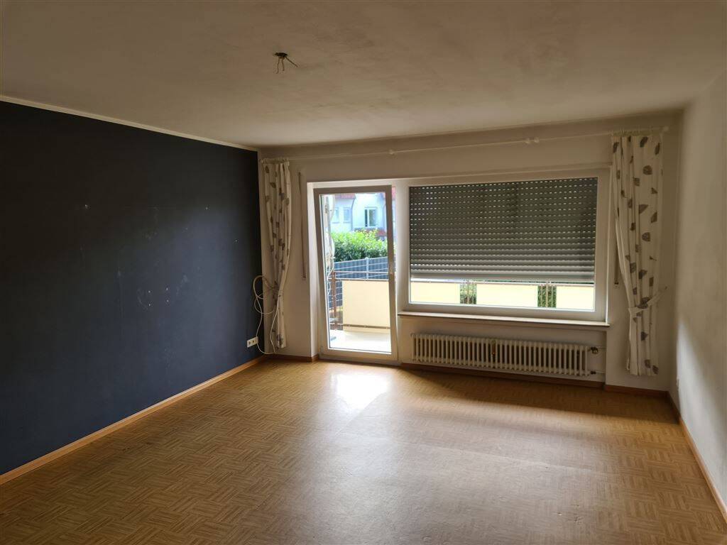 Thumbnail-Großzügige 4-Zimmer-Wohnung in ruhiger Lage von Ebringen