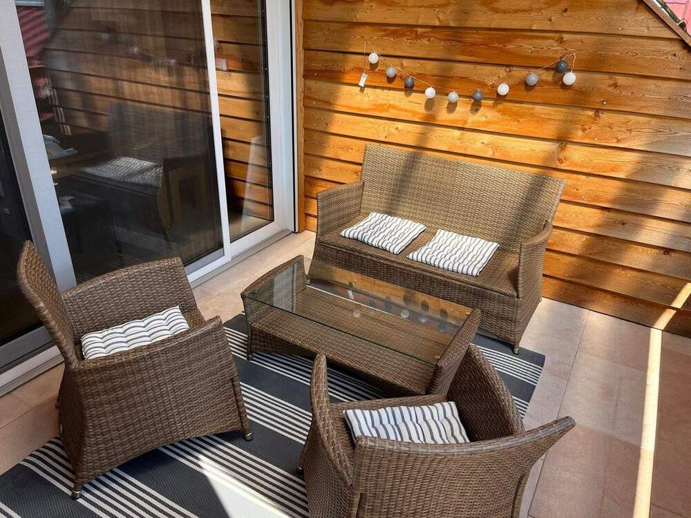 Thumbnail-Wirklich seltene Gelegenheit für Großfamilie oder Handwerker und auch Investor. Anwesen mit drei Wohnungen, Hobbyraum und großer Halle.