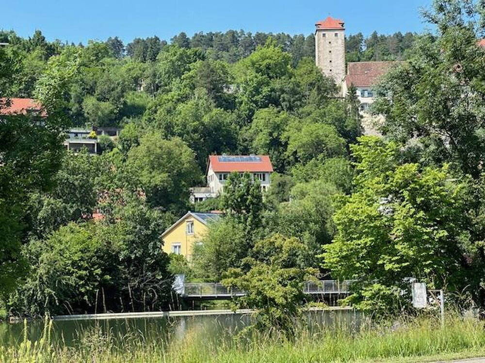 Thumbnail-Traumhaus in Top Lage mit Einliegerwohnung und hohem Ausbaupotential und großem Grundstück