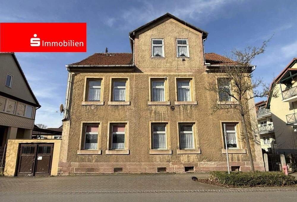Thumbnail-Mehrfamilienhaus mit Potenzial in Zentrumsnähe