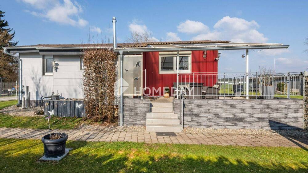 Thumbnail-Stilvoll sanierter Bungalow mit großzügigem Grundstück und durchdachter Raumaufteilung