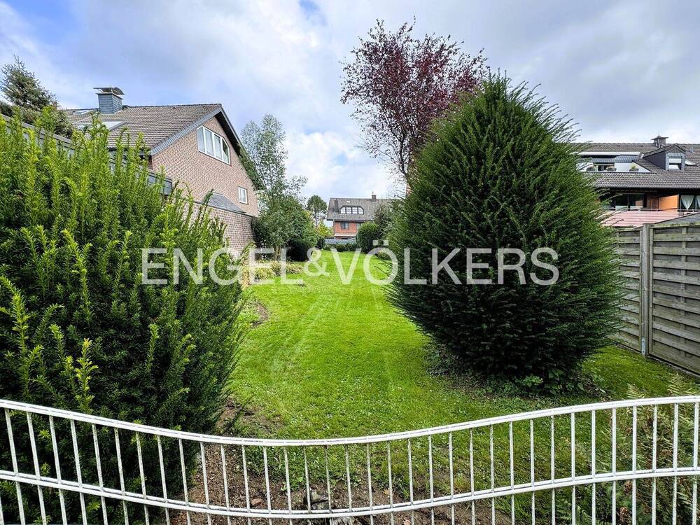 Thumbnail-Baugrundstück in bevorzugter Wohnlage in Moers Schwafheim für Ihr Reihenendhaus