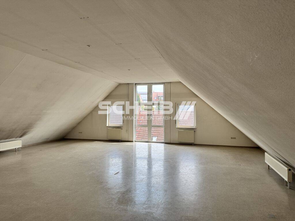 Thumbnail-Büro im 3. Obergeschoss mit Dachterrasse, mit Blick auf Innenstadt
