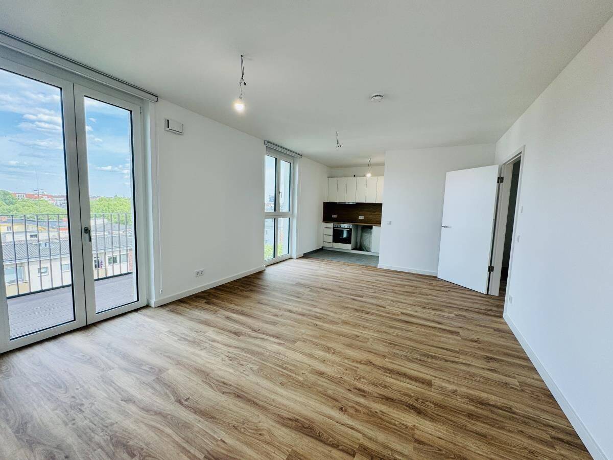 Thumbnail-Helle, geräumige Wohnung mit 2 Balkonen nahe Barbarossaplatz