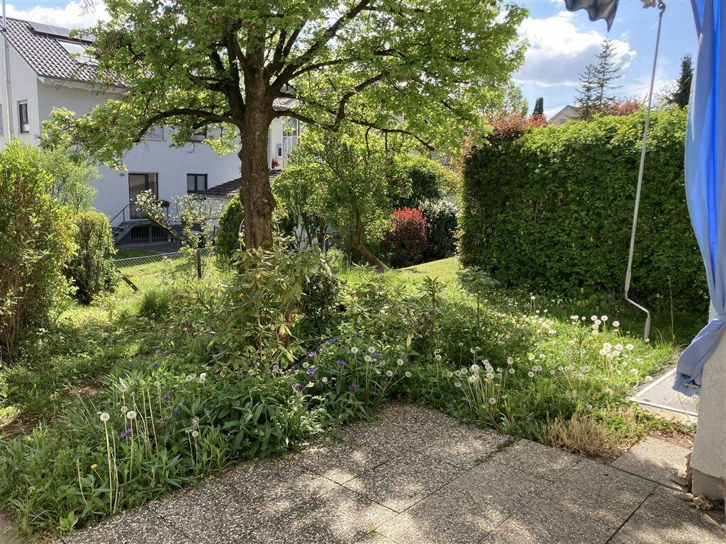 Thumbnail-Im EG und DG in grüner, ruhiger Lage leben!