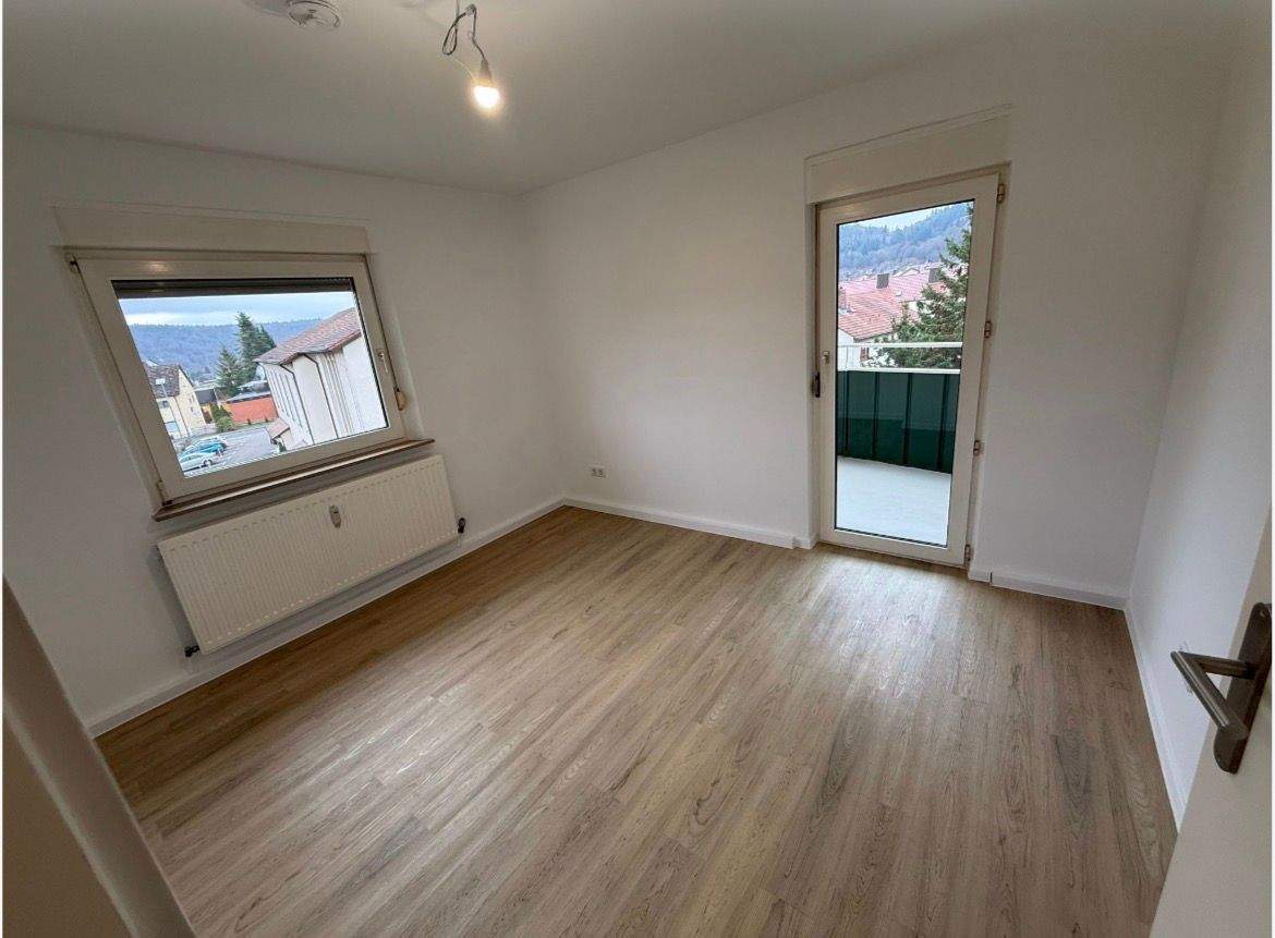 Thumbnail-Wir schenken Ihnen die erste Kaltmiete*Stilvolle 3 Zimmer Wohnung mit Balkon