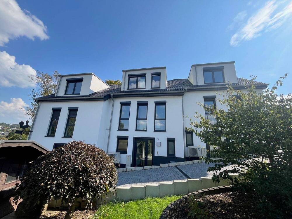 Thumbnail-NEUBAU! Bezugsfertiges Stadthaus im Zentrum von Wiehl!