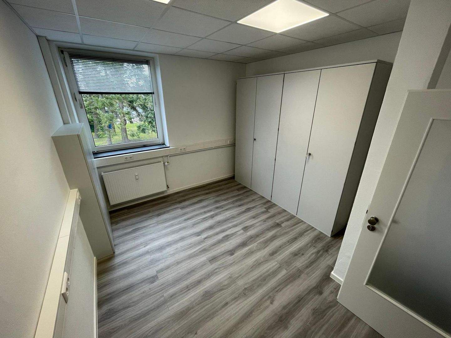Thumbnail-Rudat Immobiliengruppe: 63,10 m² Bürofläche nur 600,00 €, netto zzgl. Betriebskosten! Kurzfristig verfügbar!