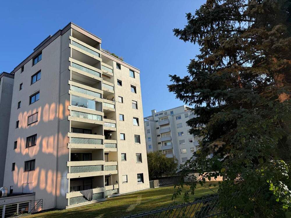 Thumbnail-Beste Stadtlage, Sachsenweg, Saarbrücken, komfortable ETW-Wohnung mit Garage und Pool im Haus