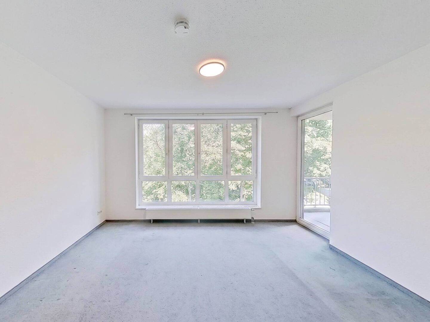 Thumbnail-Helle 2-Zimmer-Wohnung mit Balkon in Hellerhof!