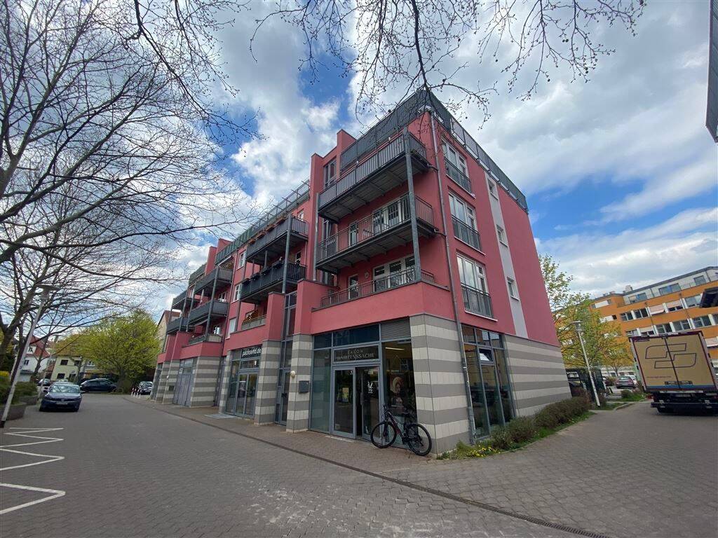 Thumbnail-Erfurt* Karree am Südpark*renovierte 3 Zi.-Whg. *Terrasse u. Balkon* sep. Küche* Tageslichtbad