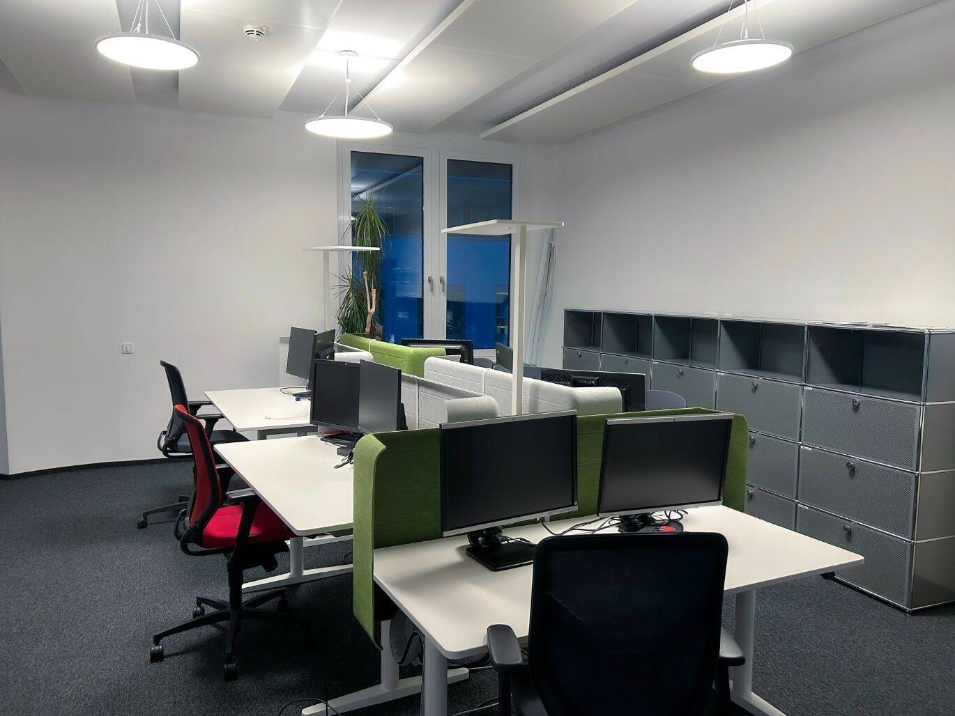 Thumbnail-Modernes Büro M: 5 Arbeitsplätze, voll möbliert, All-Inclusive - Neu-Isenburg