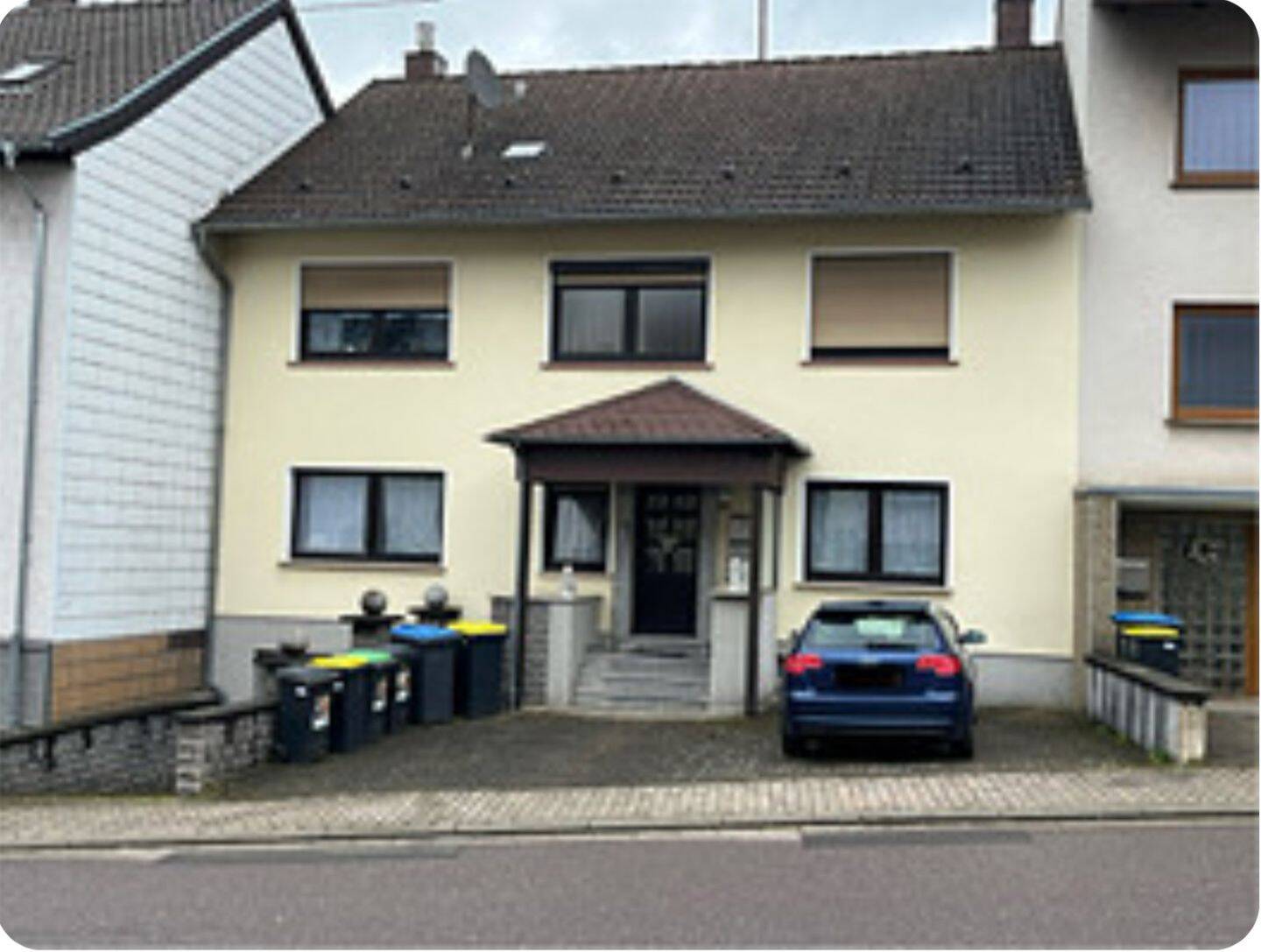 Thumbnail-Vermietetes 2-Familienhaus in zentraler Lage von Püttlingen zu verkaufen
