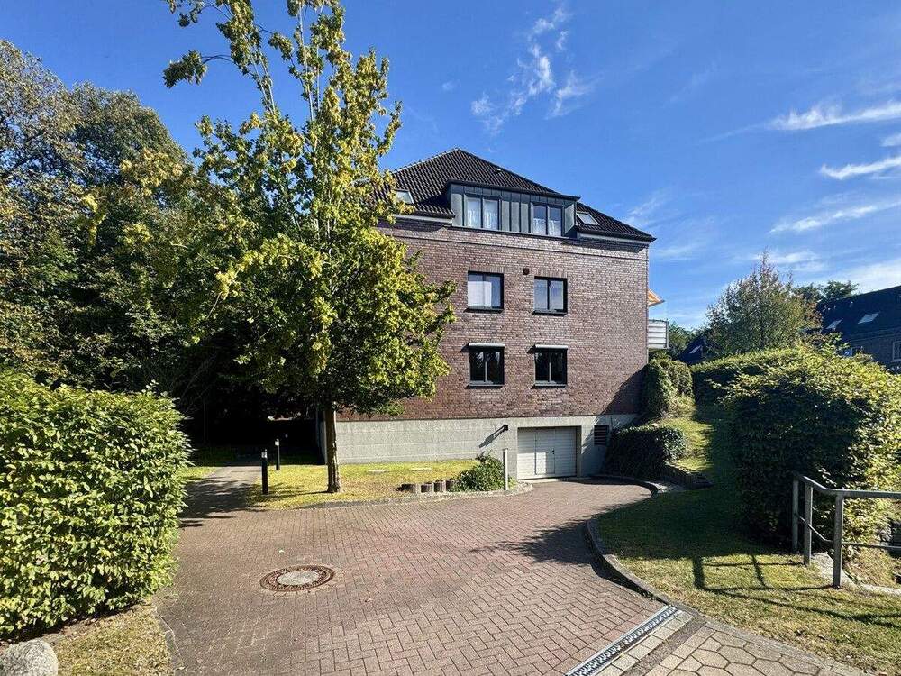 Thumbnail-Elegante Terrassenwohnung mit Tiefgaragenstellplatz und Fahrstuhl