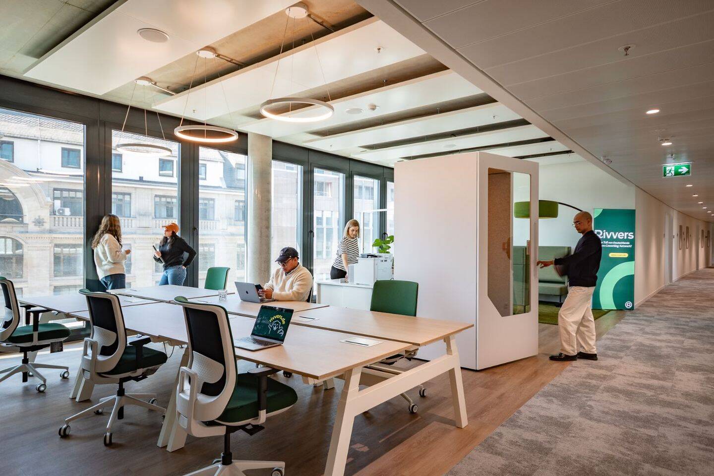 Thumbnail-Pro-Desk: All-Inclusive Schreibtischplatz nahe Frankfurt Hbf, flexibel
