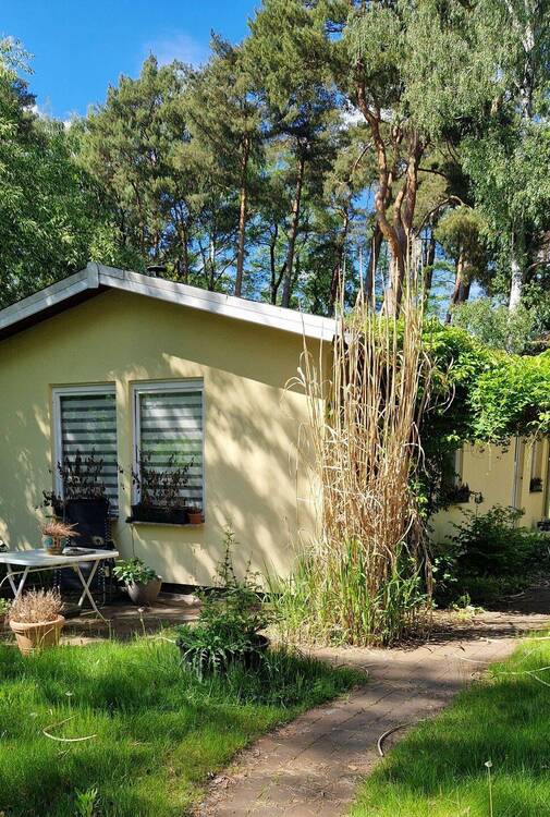 Thumbnail-Königs Wusterhausen OT Senzig, Baugrundstück mit Bungalow in Seenähe