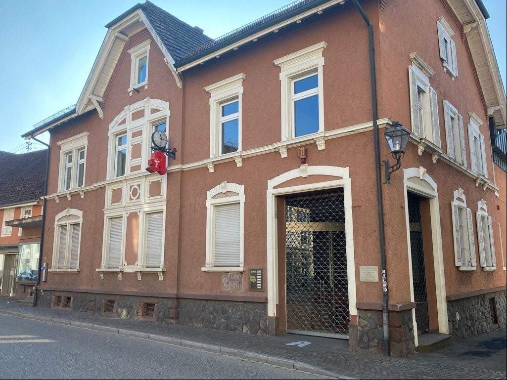 Thumbnail-Wohn- und Geschäftshaus mit Entwicklungspotenzial in Toplage von Zell a. H.