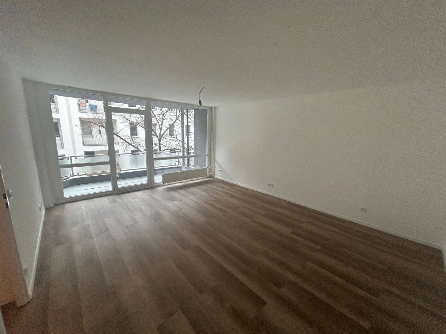 Thumbnail-Erstbezug nach Sanierung: 2-Zimmer-Wohnung mit Balkon in Berlin-Richardstraße