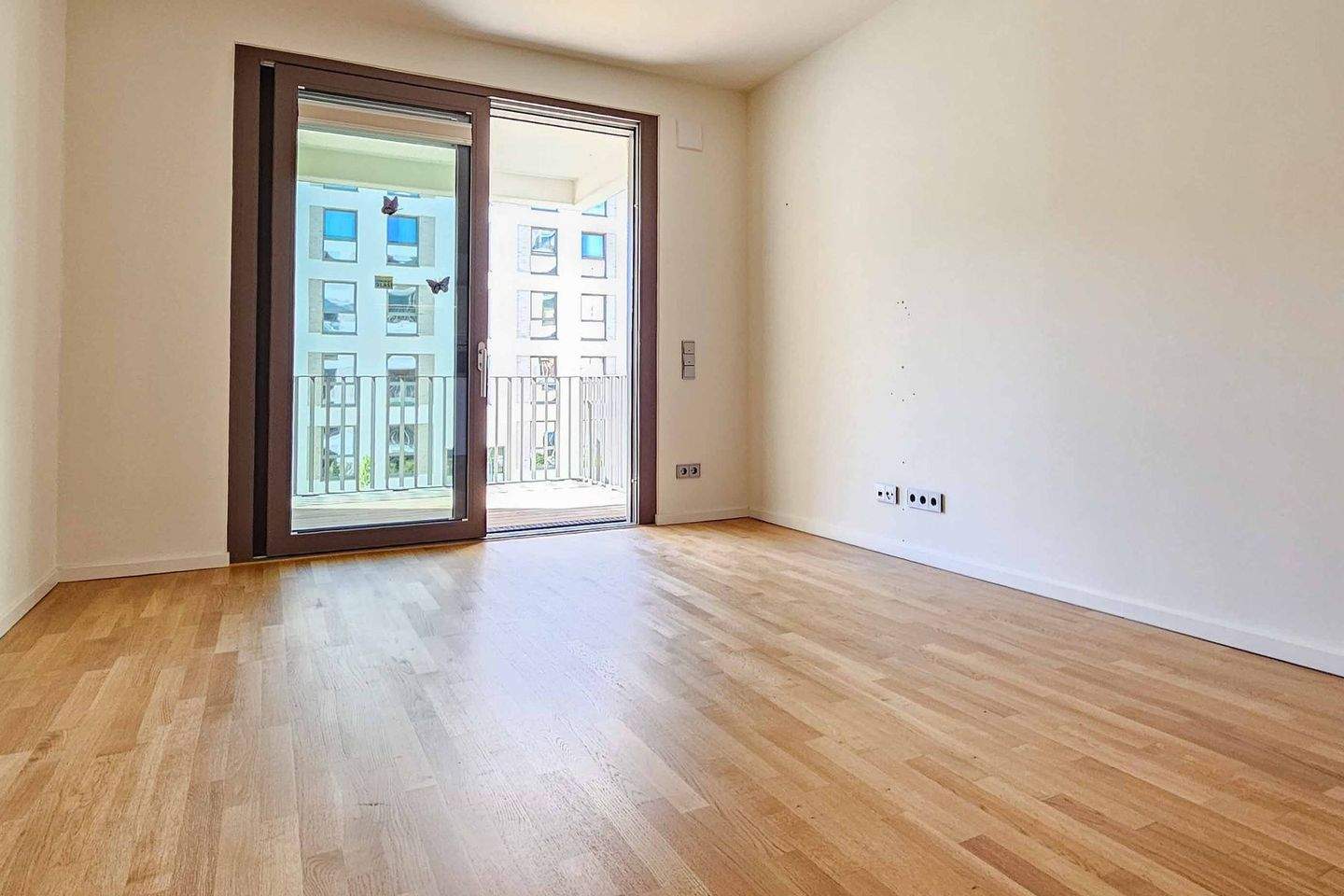 Thumbnail-Bezugsfrei & Modern: 2-Zi. Wohnung mit Balkon & TG-Stellplatz - ideal für Singles & Paare