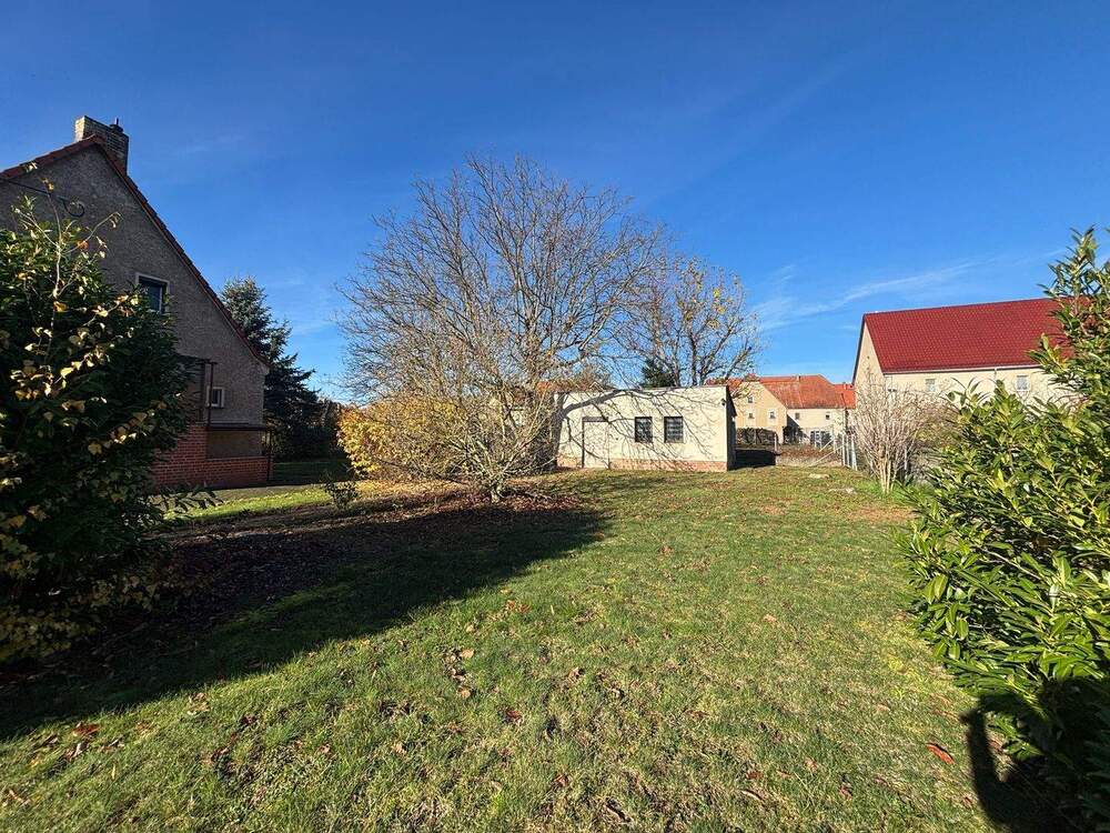 Thumbnail-Großzügiges Grundstück im Grünen - viel Platz für Ihre Wohnideen