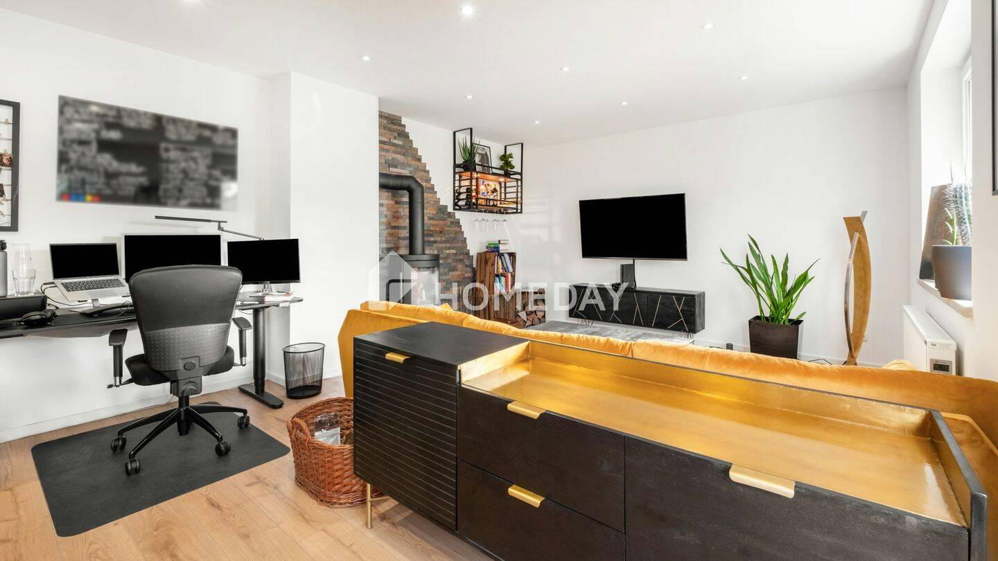 Thumbnail-Modernisierte 2-Zimmer-Wohnung mit Balkon und hochwertiger Ausstattung in ruhiger Lage