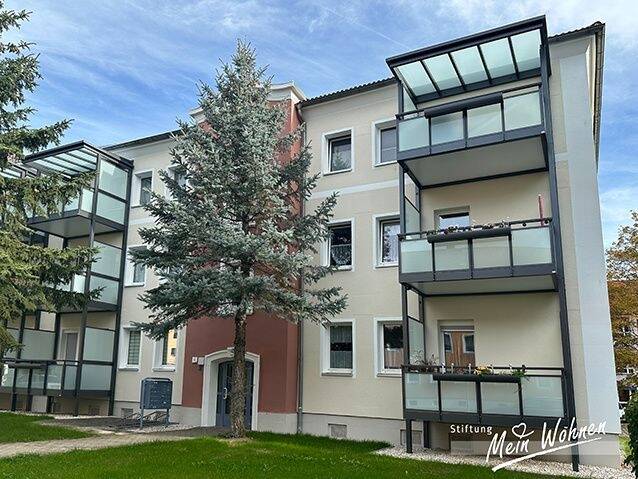 Thumbnail-Helle 2-Raumwohnung mit Wanne und großem Balkon