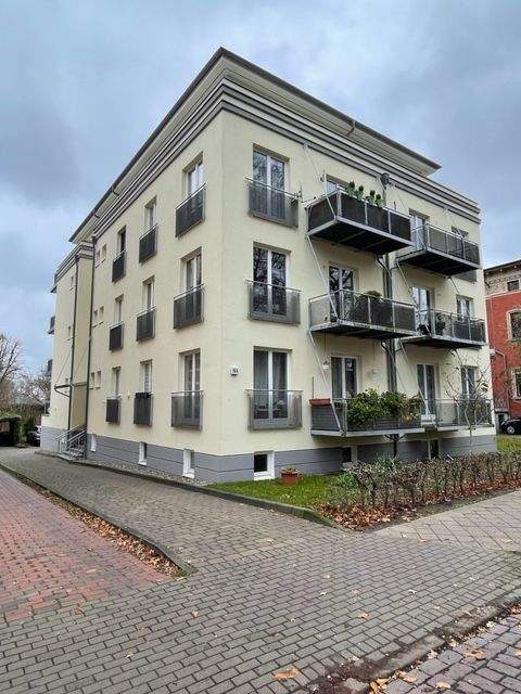 Thumbnail-Moderne große 2 Zimmerwohnung mit 2 Balkonen, Keller und Außenstellplatz in der Hansestadt Stralsund-Knieper Vorstadt zu vermieten.