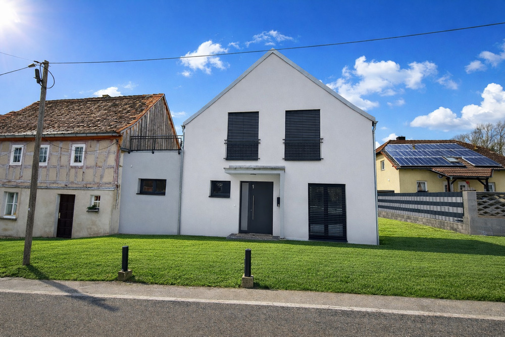 Thumbnail-Entdecken Sie modernen Luxus in Naumburg: Elegantes Haus mit großem Garten und Kamin in ruhiger Lage!