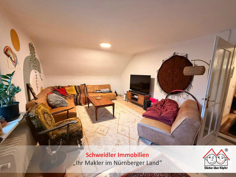 Thumbnail-Zentrale 4-Zimmer-Dachgeschosswohnung mit viel Platz in Schwaig bei Nürnberg
