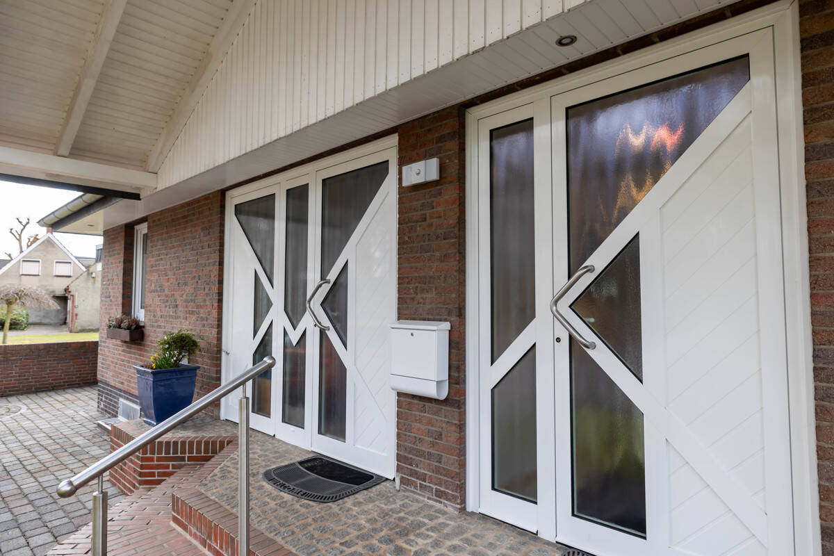 Thumbnail-*** ZWEIFAMILIENHAUS in TOP LAGE mit TOP ZUSTAND und MODERNISIERTEM DACH ***