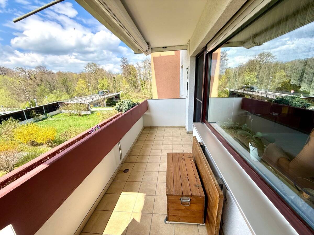 Thumbnail-Aising: 2-Zimmer-Wohnung mit großem Westbalkon, Mangfallblick & Tiefgaragenstellplatz