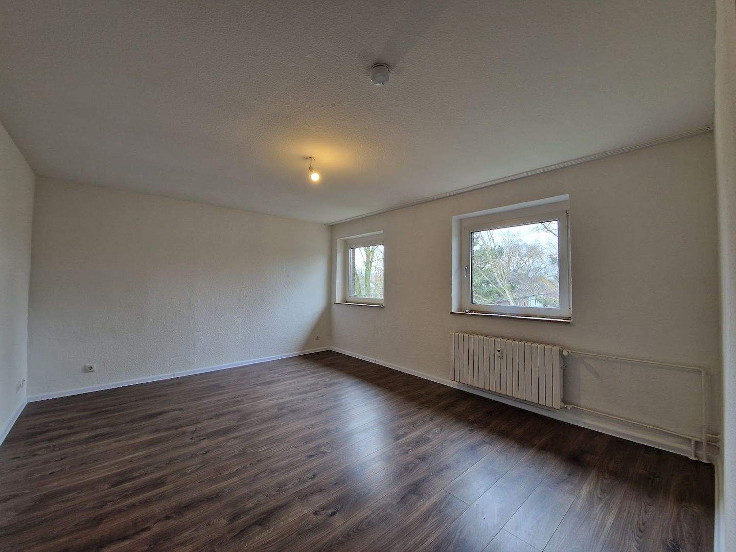 Thumbnail-Wir haben für Sie im ruhigen Beeckerwerth renoviert! Schöne 2-Zimmer-Wohnung!