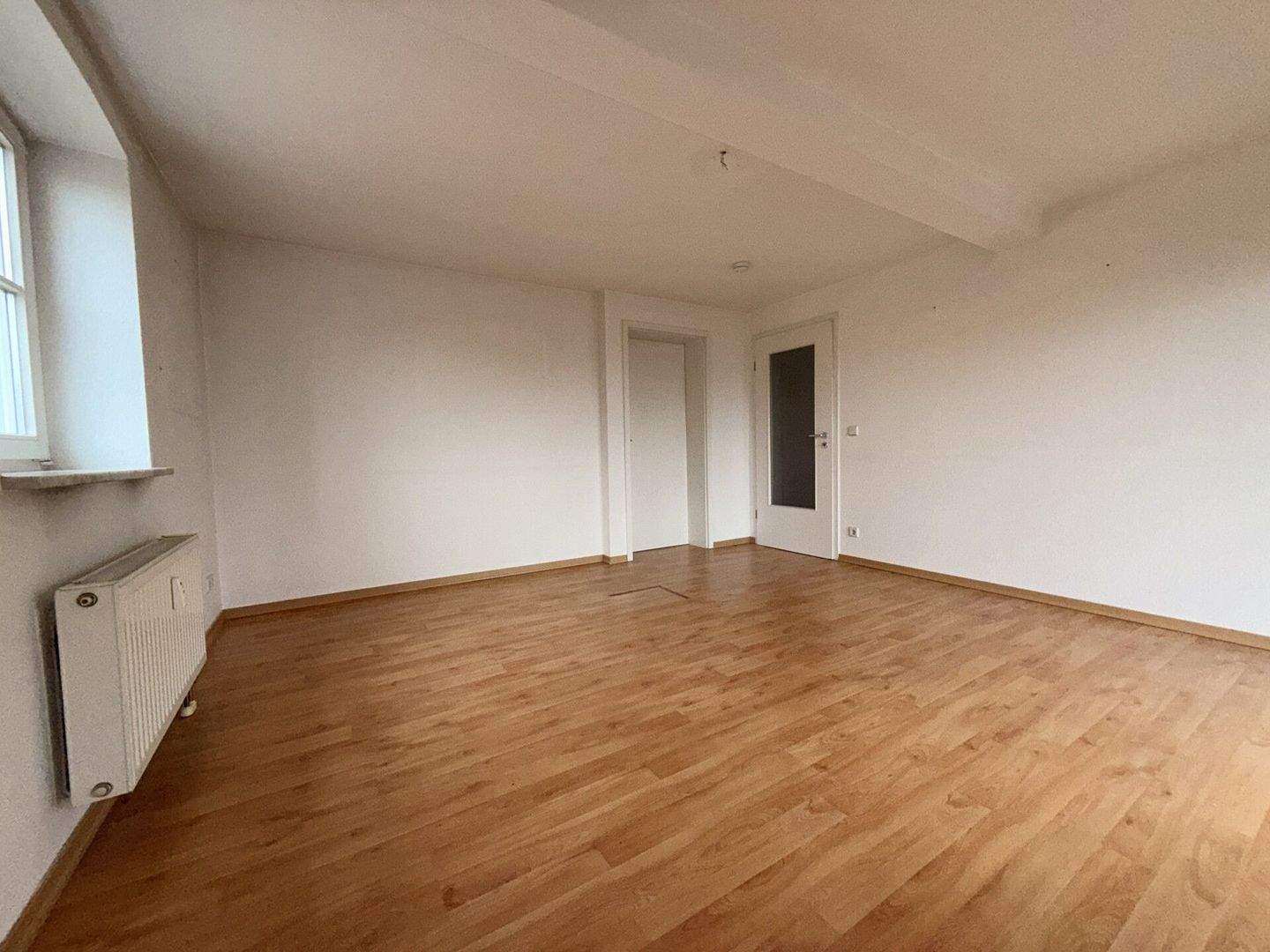 Thumbnail-3-Raumwohnung in ruhiger Lage mit Balkon