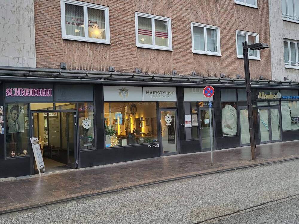 Thumbnail-Friseursalon (ca. 124 m²) mit ca. 4 m Fensterfront in 23552 LübeckCity - KönigstraßeHaerder-Center