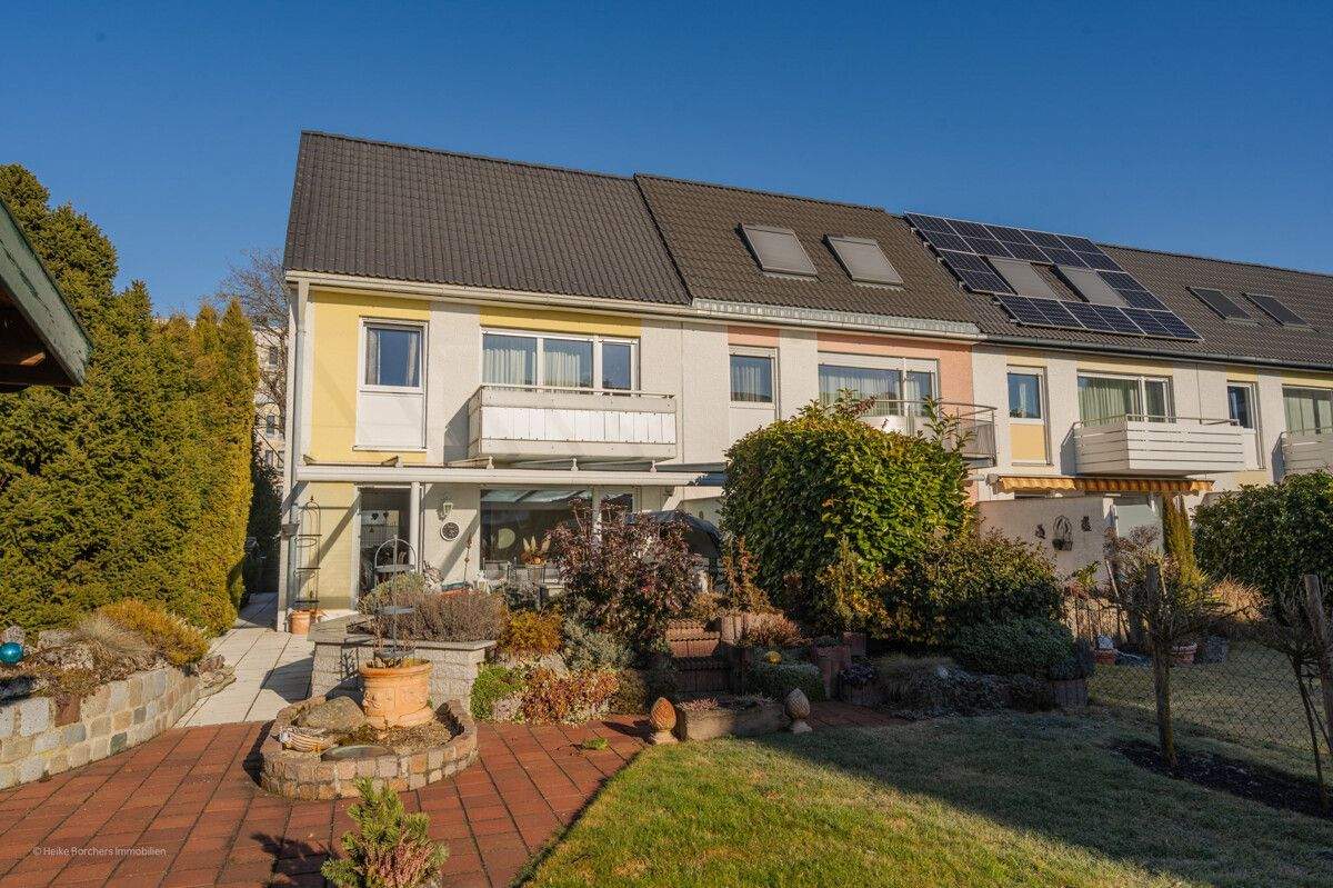 Thumbnail-***Heike Borchers Immobilien***Gemütliches Reiheneckhaus mit Süd-Garten bietet viel Freiheit***